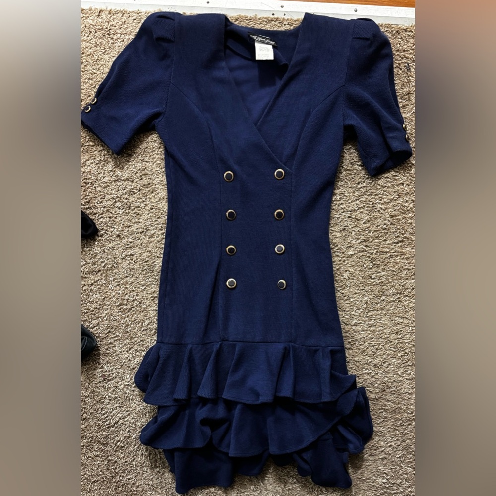 All That Jazz Woman’s 5/6 80s era Blue ruffled dress Gold buttons Vintage